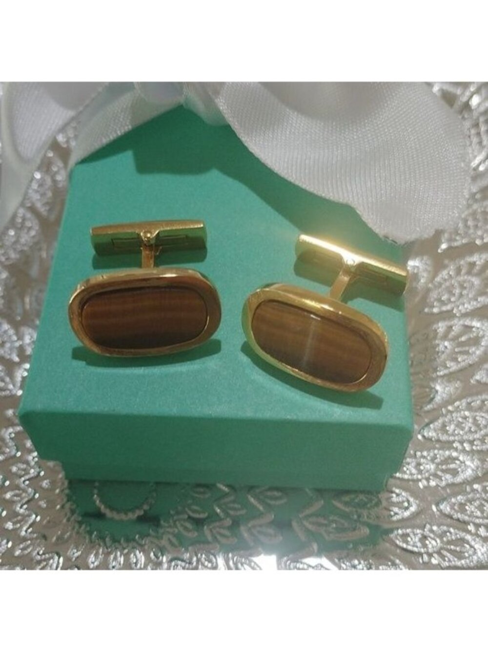 Vintage Sun Eagle Goldtone Men's Oval Cats Eye Brown Stone Cuff Links